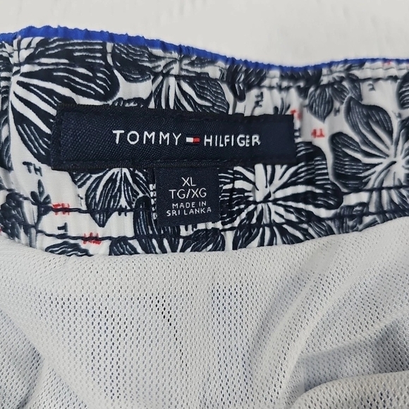 Tommy Hilfiger Maillot Swim Trunks Board Shorts Mens XL Blue/White Striped - Picture 4 of 7